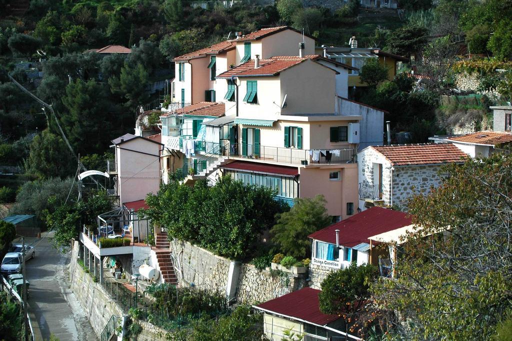 Mortola Superiore Villa D'Arte חדר תמונה